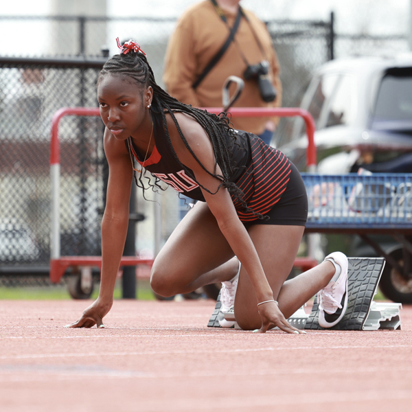 Track athlete about to run